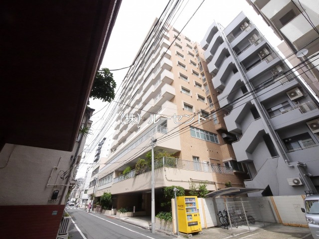 東京都豊島区巣鴨1